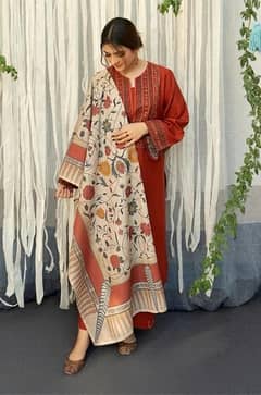 3 pcs women’s unstitched lawn printed suit