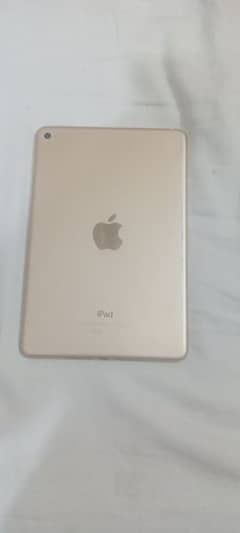 Brand new Apple ipad mini 4