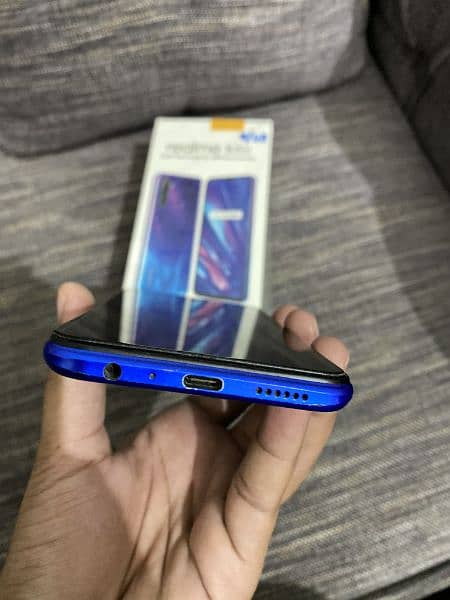 Realme 5 Pro 8 GB Complete Box 6