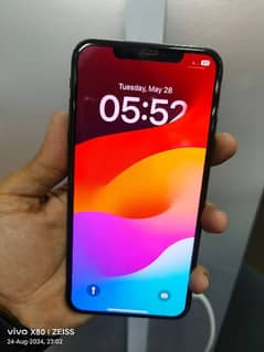 iPhone Xs Max 256GB FACTORY UNLOCKED SIM WORKING 0