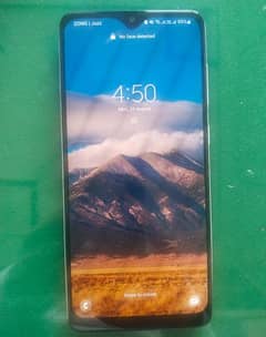 SAMSUNG GALAXY A31