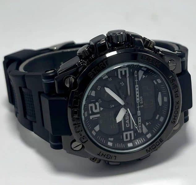 Man's Analog Sports Watch 1