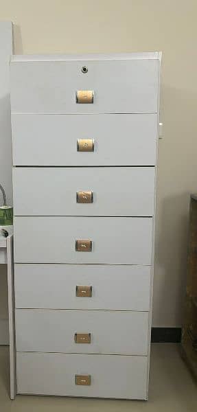 Dressing table with chester drawers 1