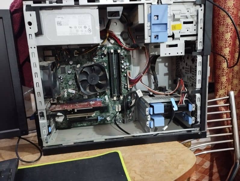 dell optiplex 7010 core i5 3rd gen with all ascerrories 0