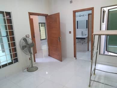 5 Bed Seprate House Available For Rent in Gulraiz With All Facilites 16