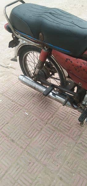 united 2018 bike normal condition engine bilkul okay 4