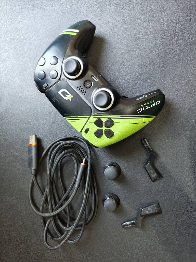 Original PS5 Scuf Reflex Controller; Optic Texas themed 1