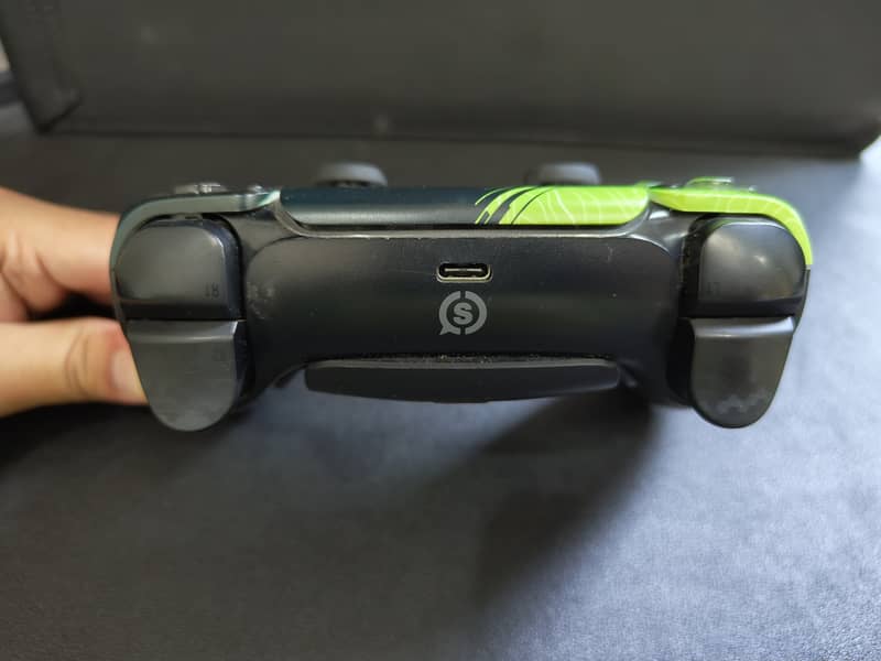 Original PS5 Scuf Reflex Controller; Optic Texas themed 4