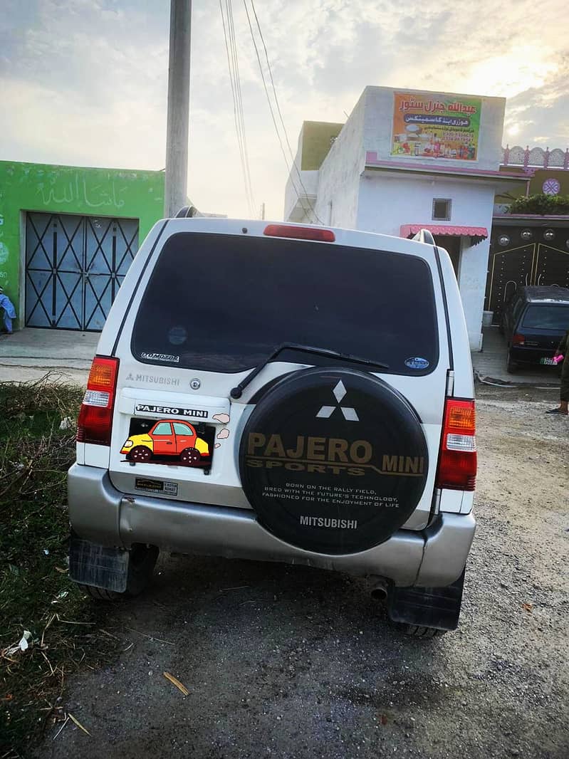 Mitsubishi Pajero 2006 3