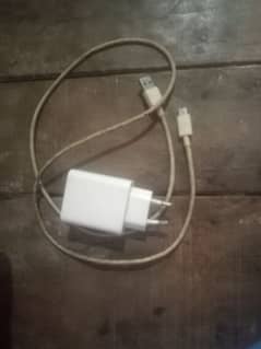 readme ka original box wala charger 33 wad ka 0