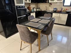 4 seater dining table