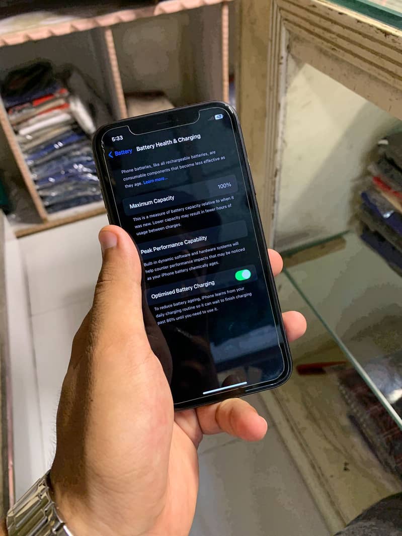 iphone 11 ( 2 months apple warranty ) 6