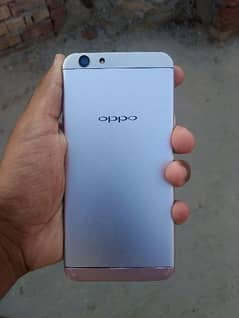 Oppo F1s in good condition 4/64 with data cable a little glass damage