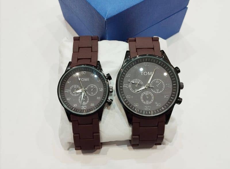 Couple's Casual Analogue Watch 1