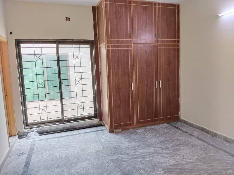 8 Marla Upper Portion Available For Rent In Umar Block, Bahria Town, Lahore. 2