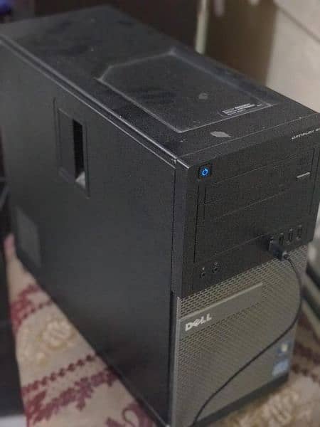 i am selling my PC on an urgent basis 3