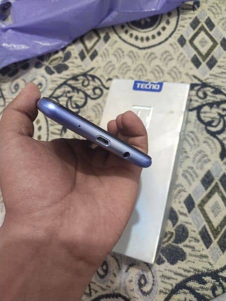 Tecno 6gb/128gb 6000maH big bettry 4