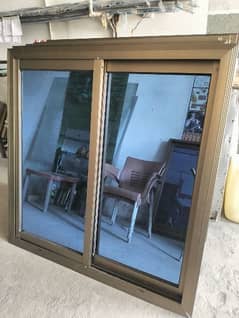 Aluminum windows and glass center