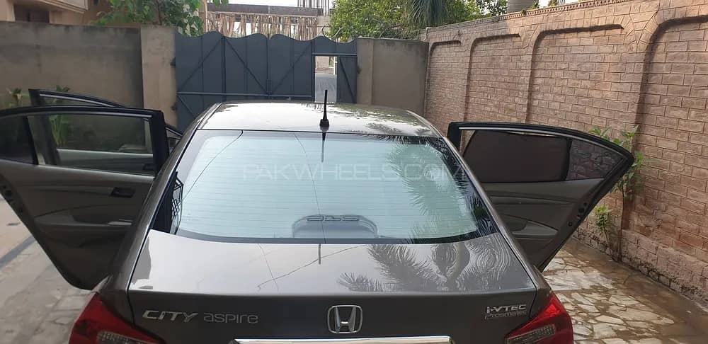 Honda City IVTEC 2015  Aspire Prosmatec 1.3 2