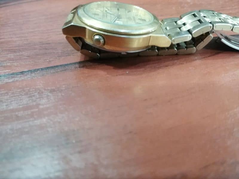 Vintage Seiko 5 Automatic Watch 2