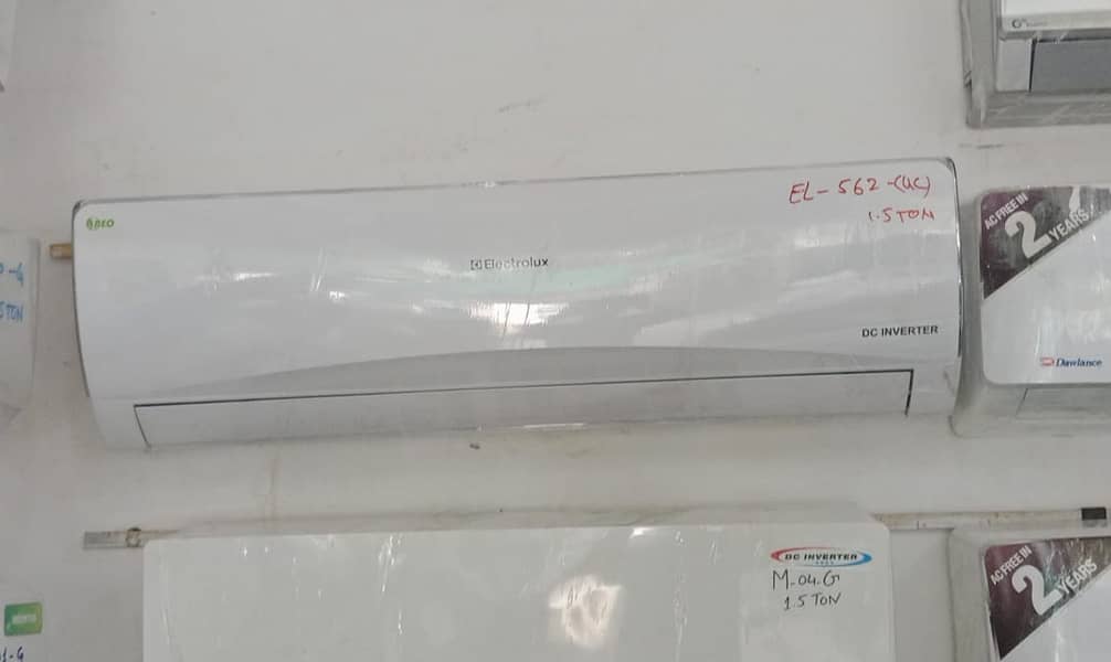 Electrolux 1.5 ton dc inverter El562UC (0306=4462/443) zalimo seett 2