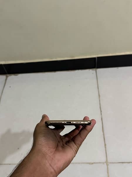 Iphone 11 pro max 64gb Non pta Jv 6