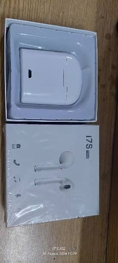 ear pods