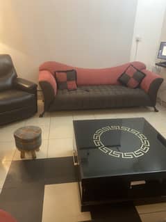 Centre table/Coffee table 0