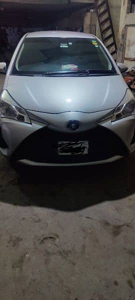 Toyota Vitz 2022 4