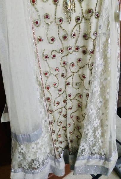 White Stitched Net Maxi frok in size M-L for girls 3