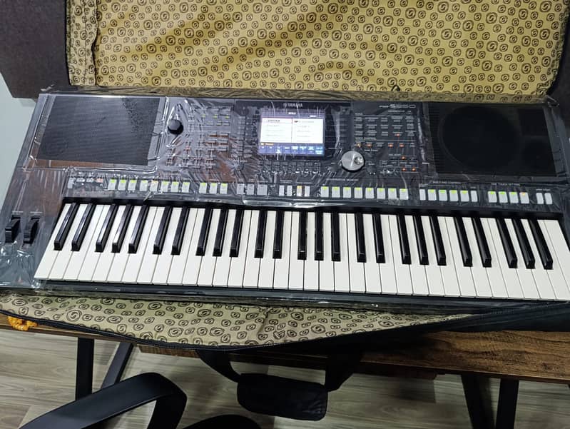 Yamaha PSR s 950 0