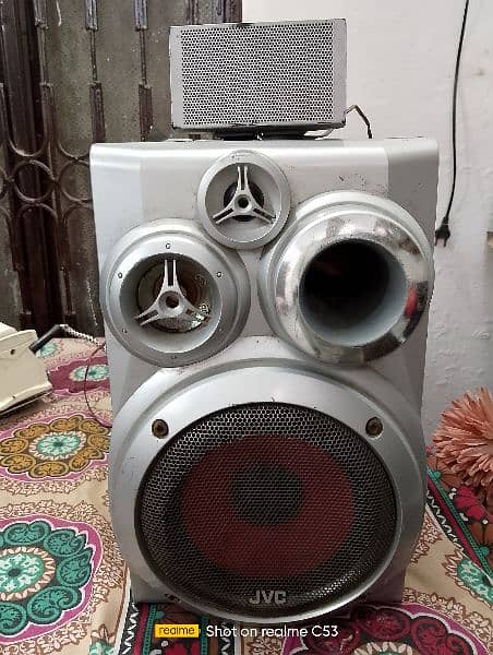 jvc spikre aur aiwa basser hila ke rakkh dey 5