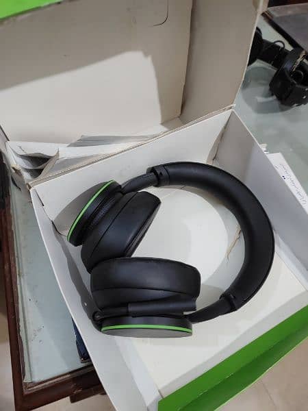 Xbox Wireless Headset 10/10 1