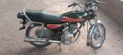 Honda 125 2011 model all ok all documents complete