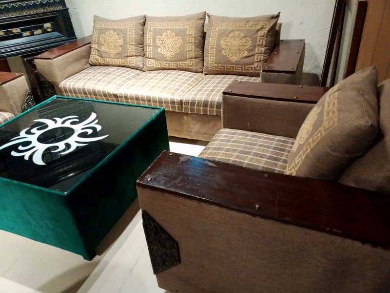 slightly used sofa set 3 2 1 call 03124049200 5