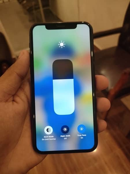 iPhone 11 Pro with box factory unlock 1