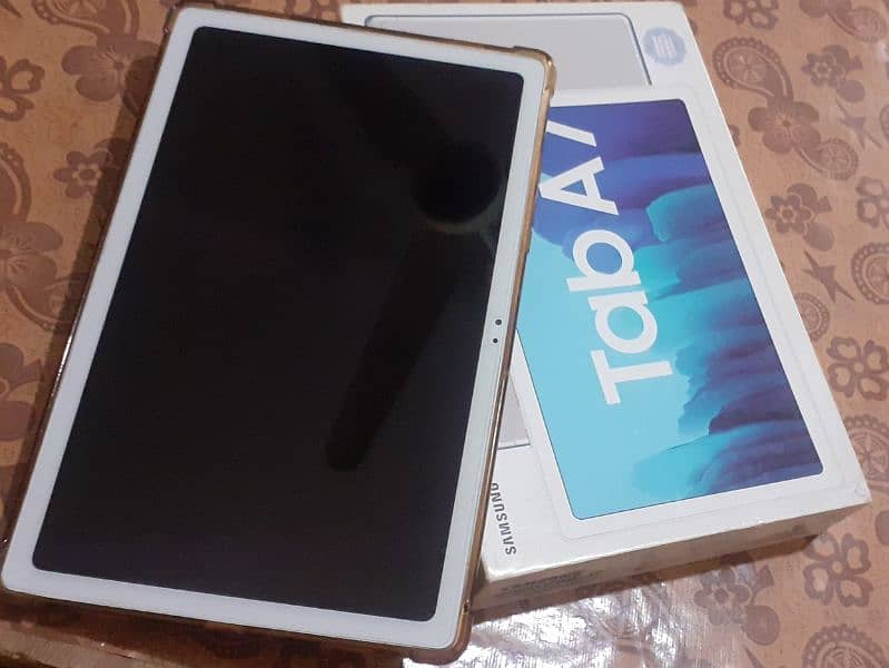 Samsung Tab A7 in 10/10 condition 0