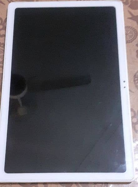 Samsung Tab A7 in 10/10 condition 3