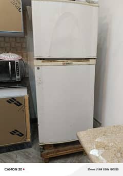 USED DAWLANCE FRIDGE