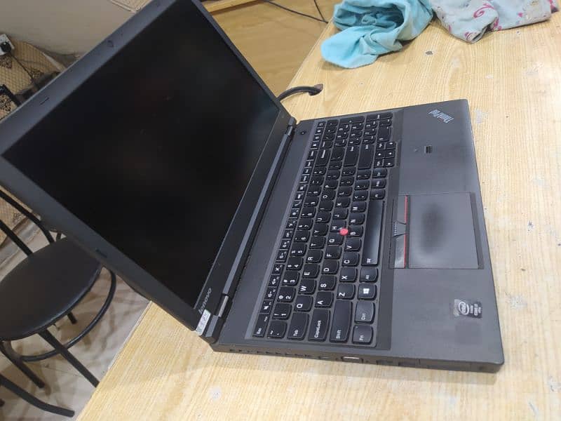 Lenovo Thinkpad W541 Workstation best for graphics designing & Gaming 10