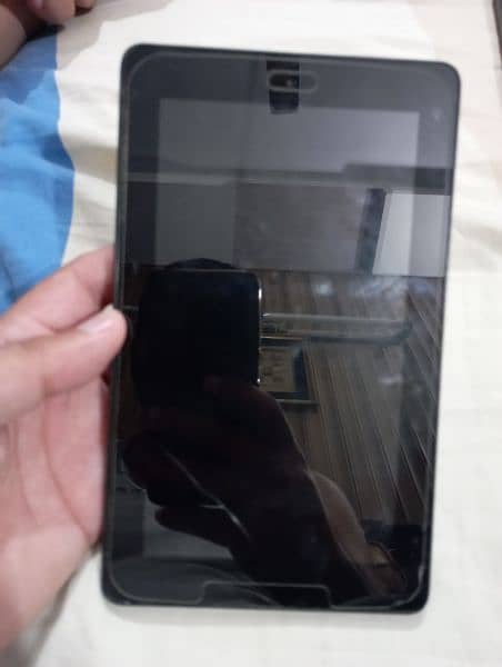 Amazon Tablet for Sale Urgent 3