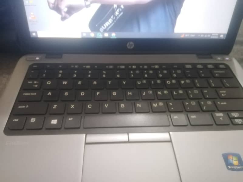 HP ELITE BOOK 820 G1 URGENT SELL 2