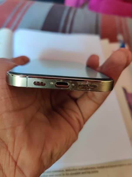 IPHONE 12pro non pta 2