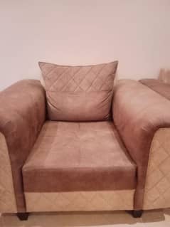 7 seater sofa set with table new condition