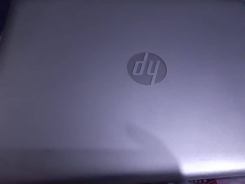 HP Probook 430 G5 -  Core i5 8th gen 8/256 SSD 4