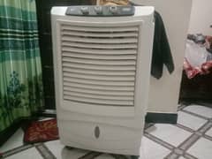 I-zone 9500 2 months used air cooler