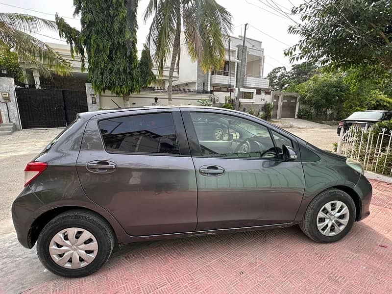 Toyota Vitz 2013 2