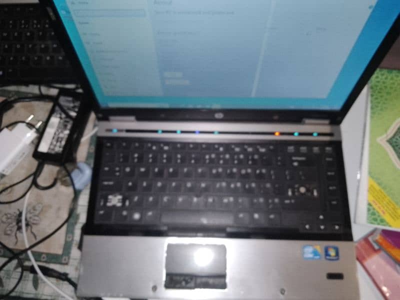 HP 8440p laptop 2