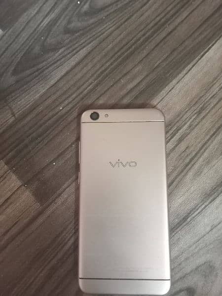 Vivo y66 3