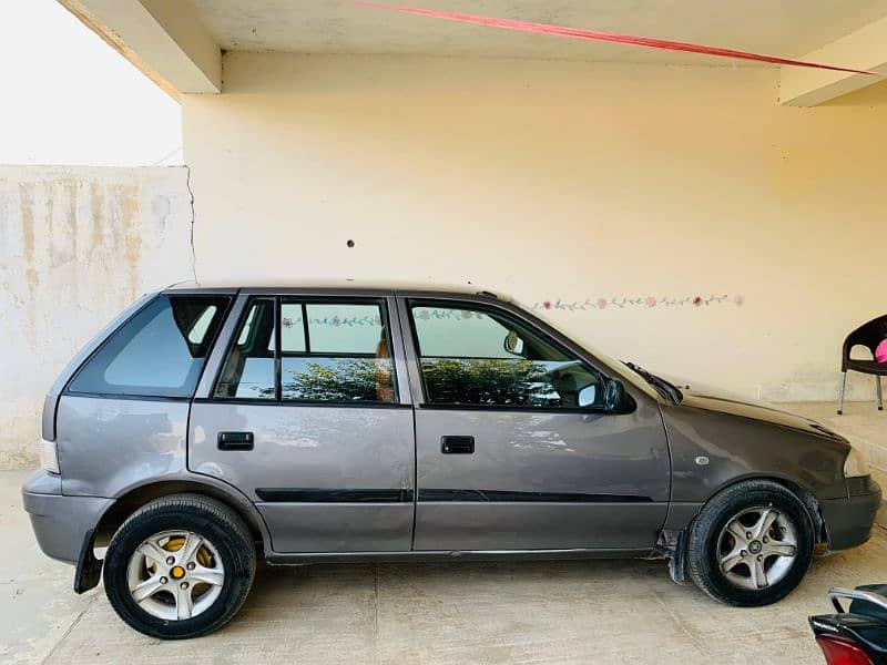 Suzuki Cultus VXL 2013 4